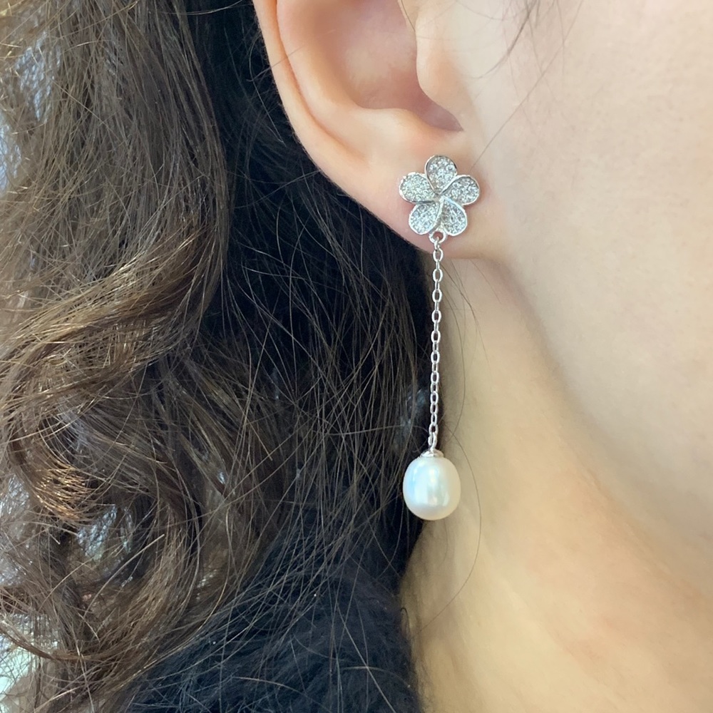 Freshwater Pearl Earrings